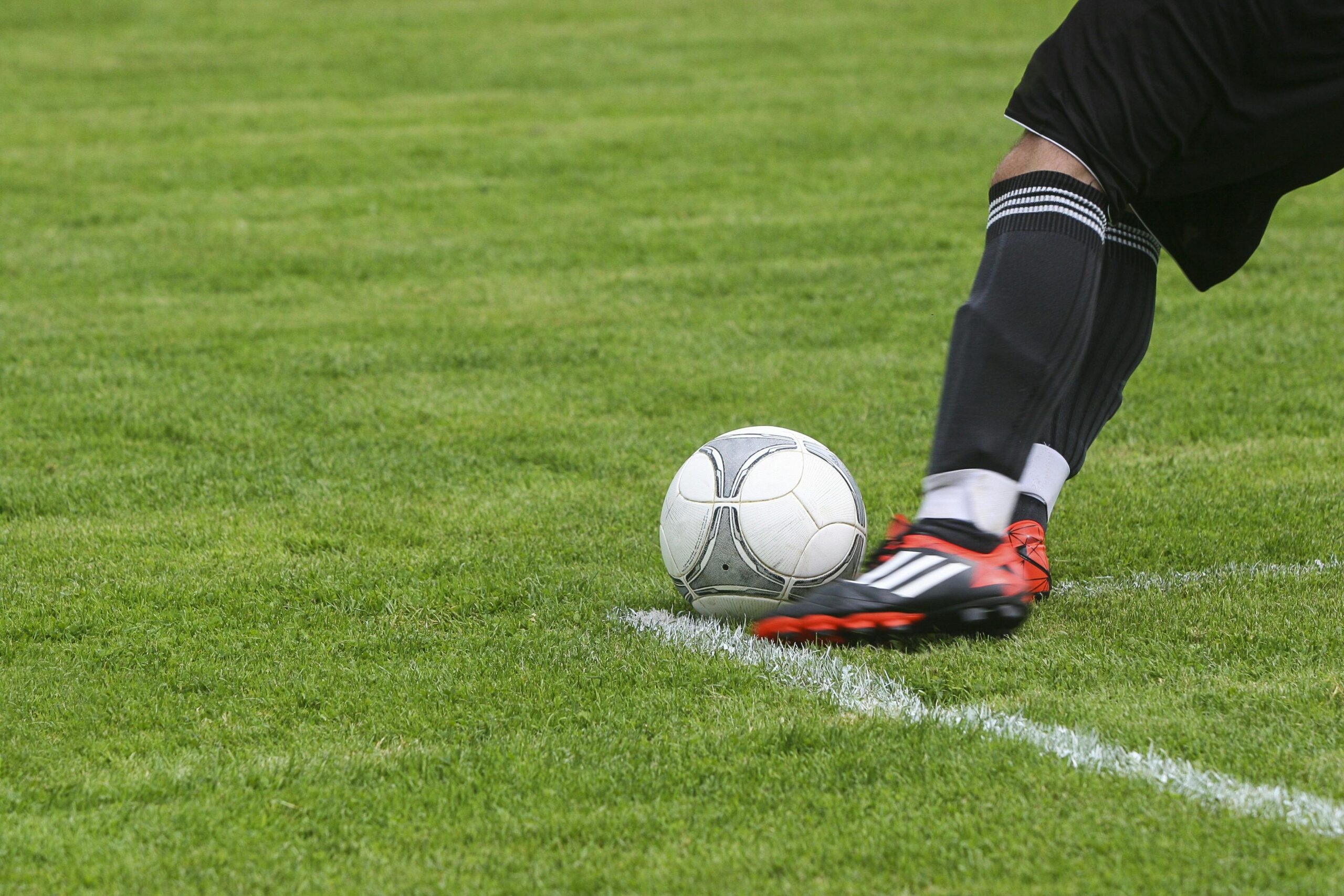 pexels-pixabay-50713 Set Pieces: The Importance of Strategy in Modern Football