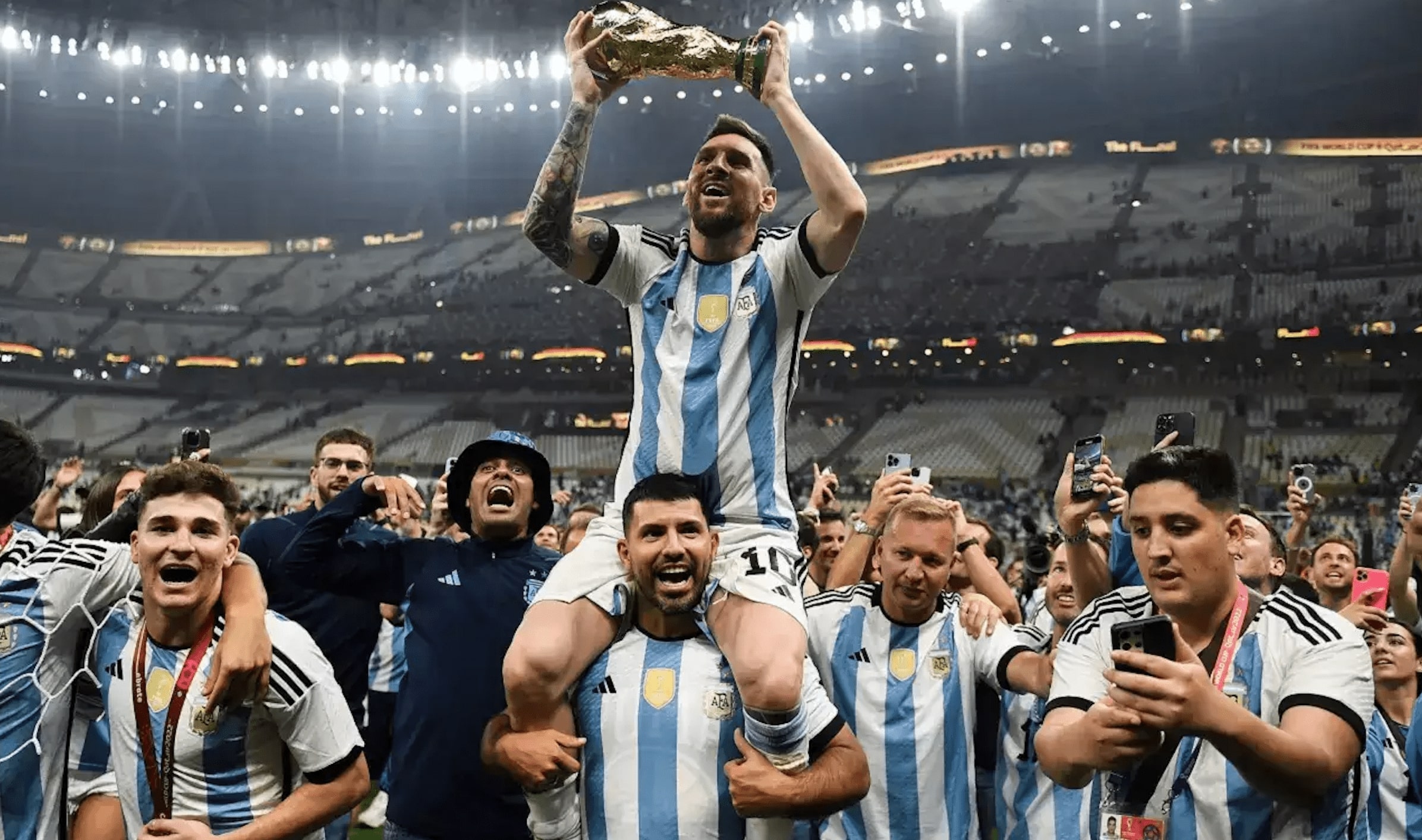 アルゼンチンはFIFAワールドカップでの勝利を祝っています。