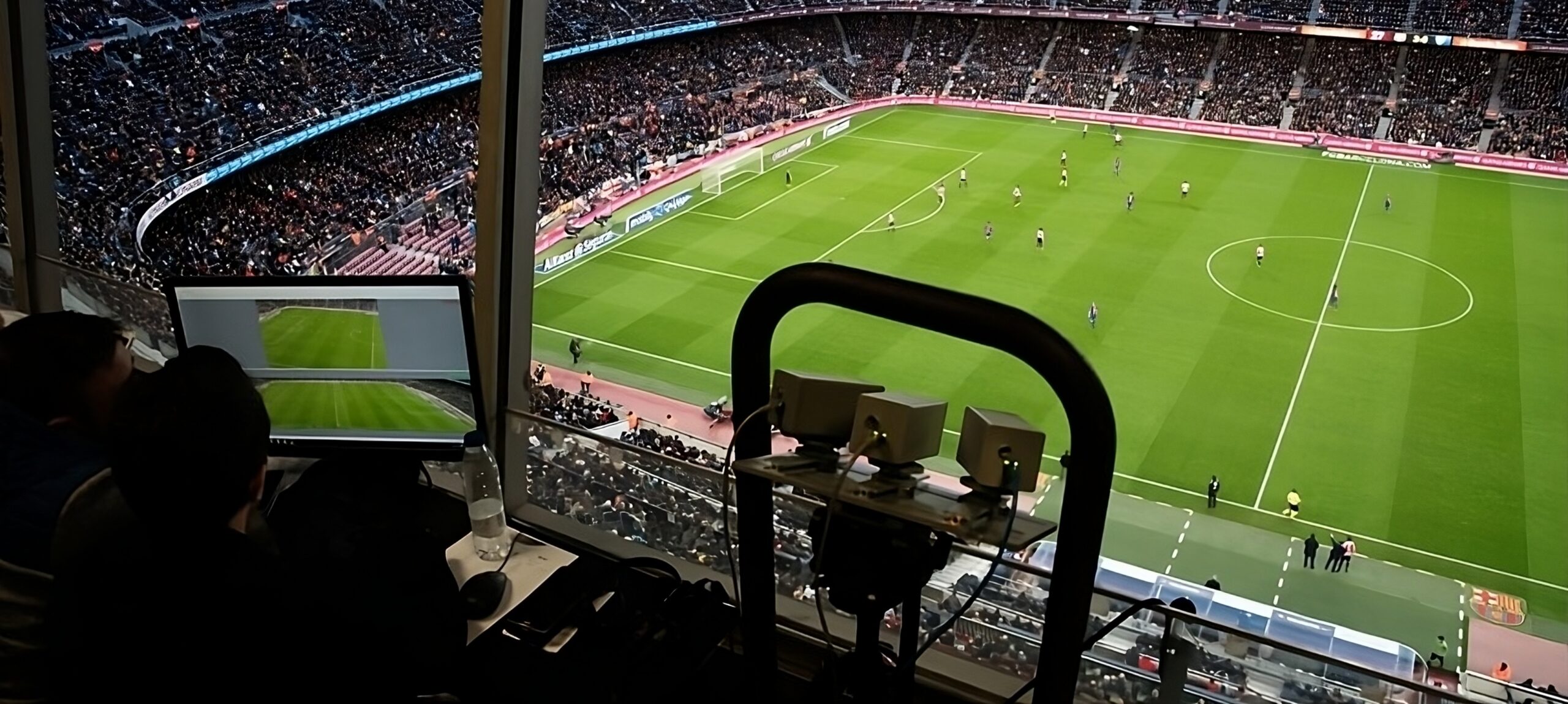 campnou_tacticalcamera-transformed crop ユースサッカーおよびプロレベルでのスカウティングには、真の才能を特定できるスキルを持つコーチ、アナリスト、スカウトが必要です。